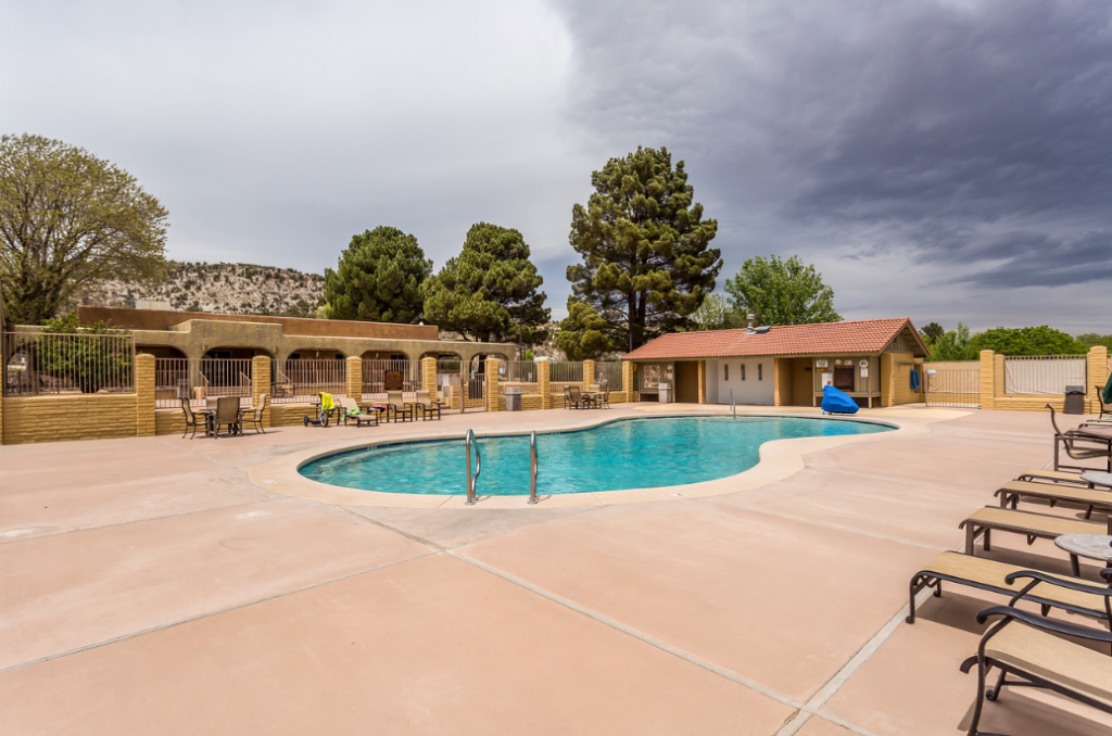 Thousand Trails Verde Valley Pool